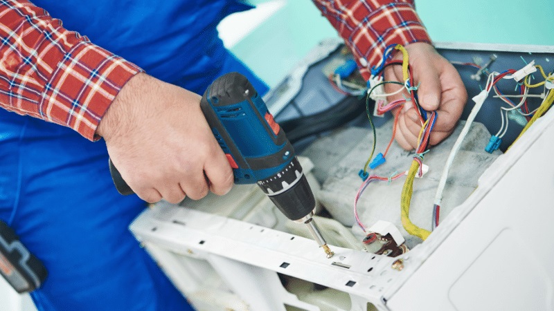 Adapazarı Gree Gree çamaşır makinesi kart tamiri – Su almama arızası orijinal parça ile giderildi. - Teknik servis örneği